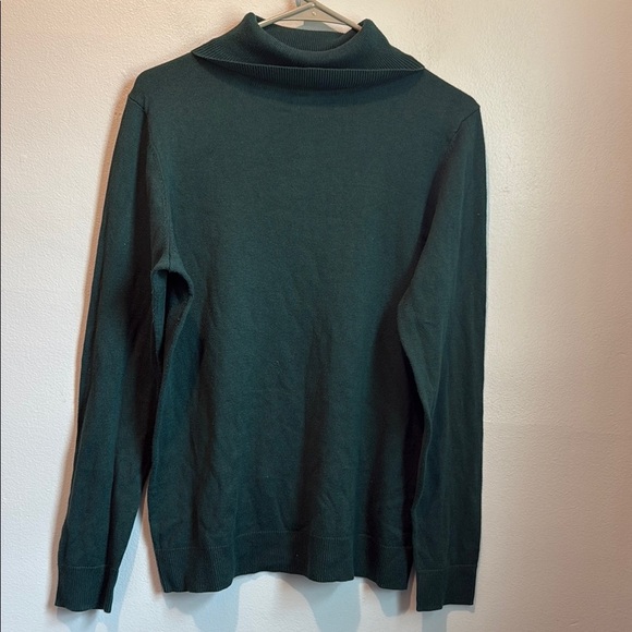 Amazon Essentials Large Emerald Green Turtleneck Sweater - Picture 2 of 10